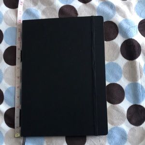 Moleskin  blank notepad